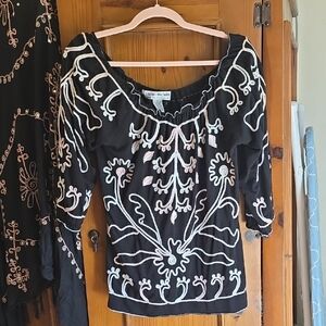Lauren Michelle Black and White Embroidered Blouse